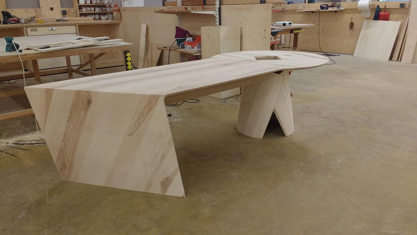 Mobilier en cours de fabrication